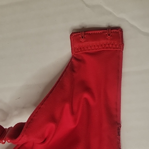 Victoria Secret Red Lacey Bra 386100 32DDD - Picture 6 of 7